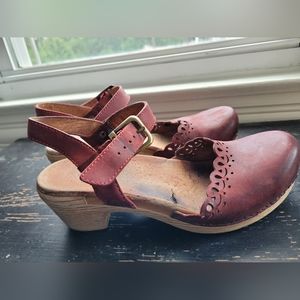 Dansko mary jane clogs